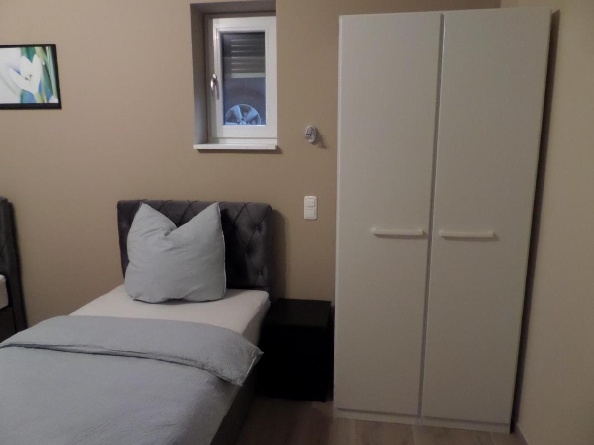 Apartamento Main Boardinghouse Erlenbach am Main Exterior foto