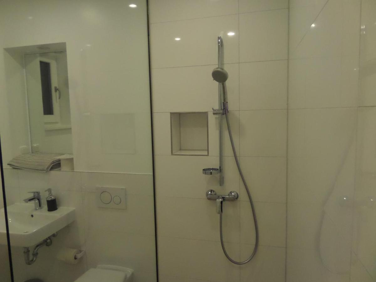 Apartamento Main Boardinghouse Erlenbach am Main Exterior foto